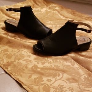 Women's Size 7 Sandals